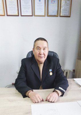 Заместитель главного врача по административно-хозяйственной части Кара-Сал Маскажык Суге-Маадырович